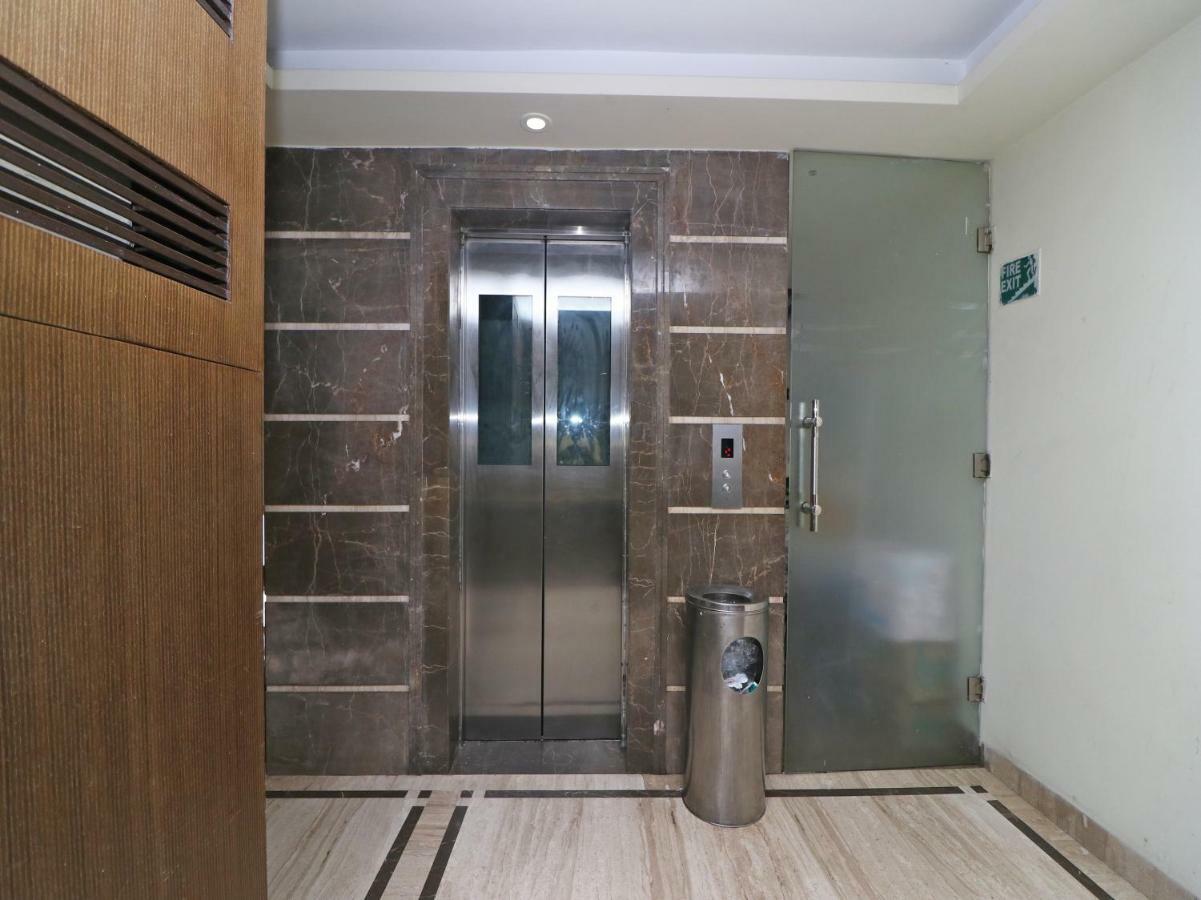 แฟ็บโฮเต็ล เอมเมอรัลด์ Hotel โกลกาตา ภายนอก รูปภาพ
