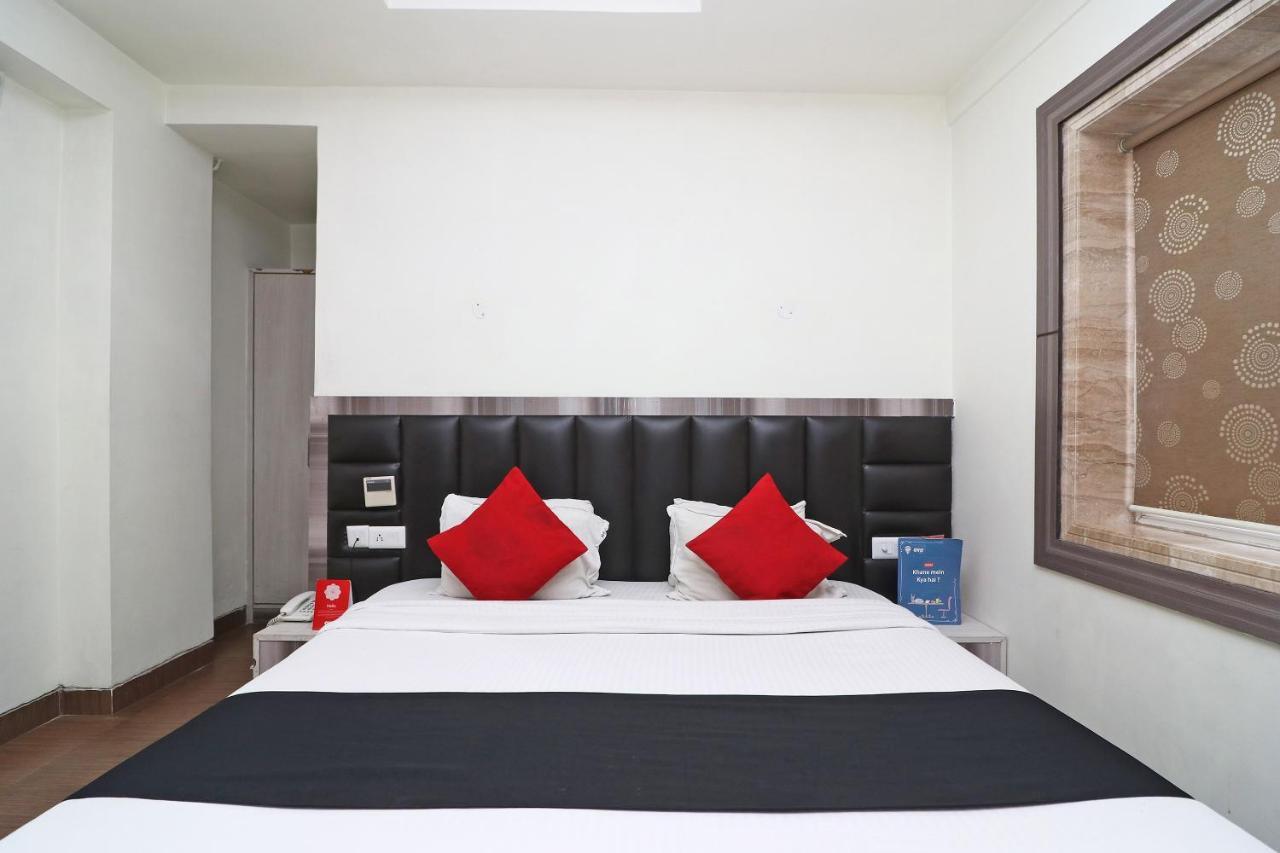 แฟ็บโฮเต็ล เอมเมอรัลด์ Hotel โกลกาตา ภายนอก รูปภาพ